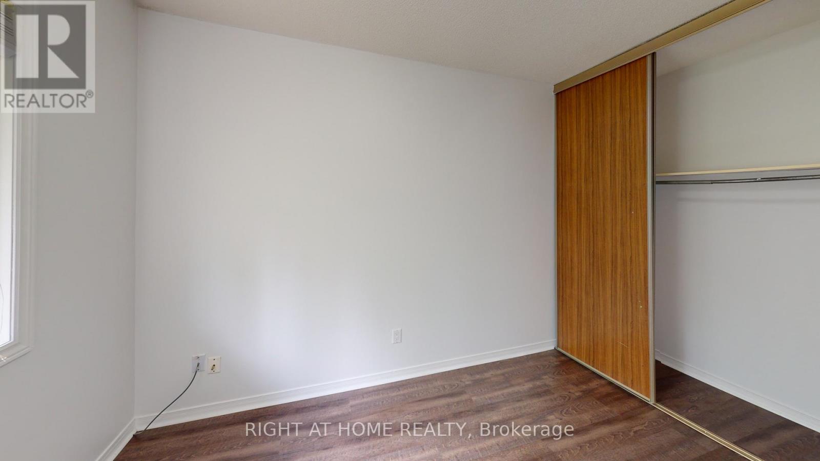 #304 25 MEADOW LANE - 7