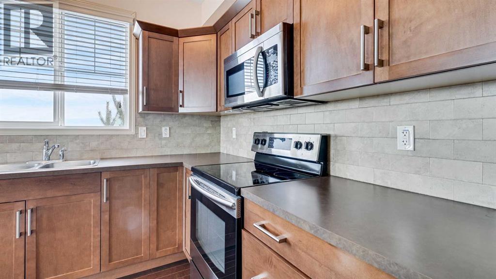 Single Family House for Sale in   Cranberry Park SE Cranston Calgary 