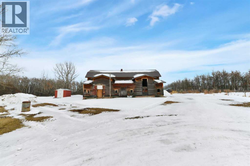 27137 Highway 42, Rural Red Deer County