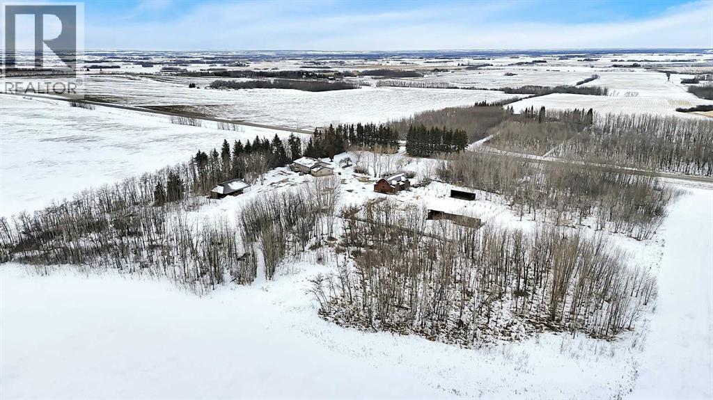 27137 Highway 42, Rural Red Deer County