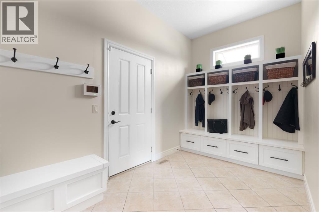 Single Family House for Sale in  Fortress Court SW Springbank Hill Calgary 