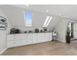 927 Kent Street, White Rock, BC V4B4S9 Photo 10
