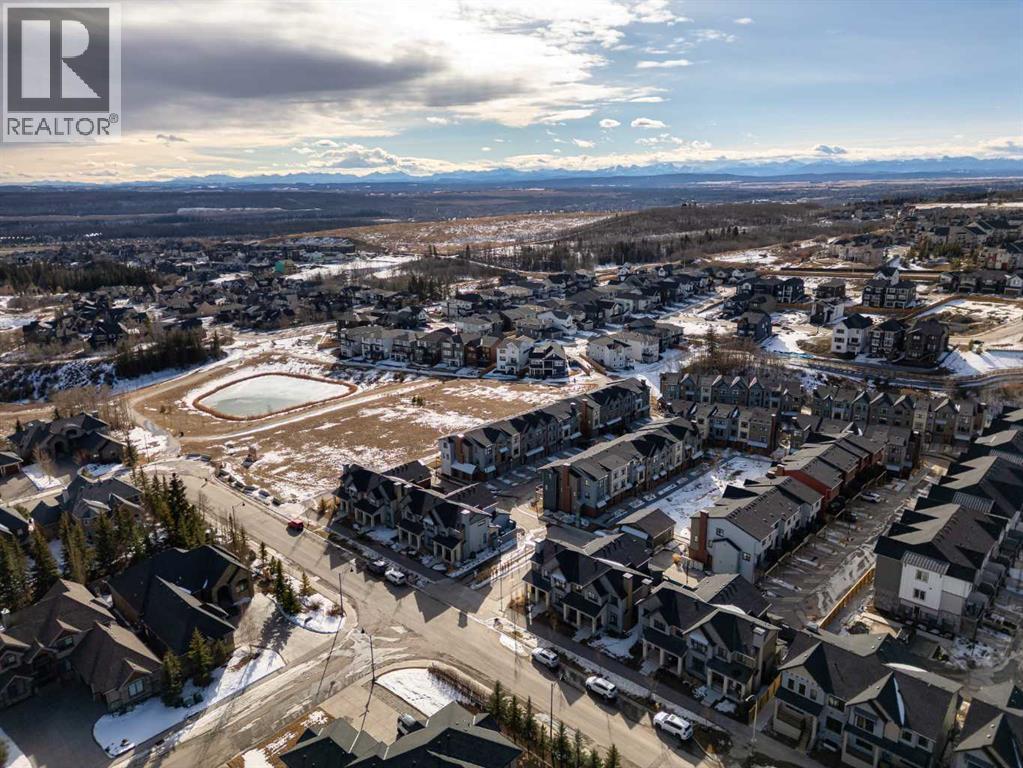 Single Family House for Sale in  Spring Willow Close SW Springbank Hill Calgary 