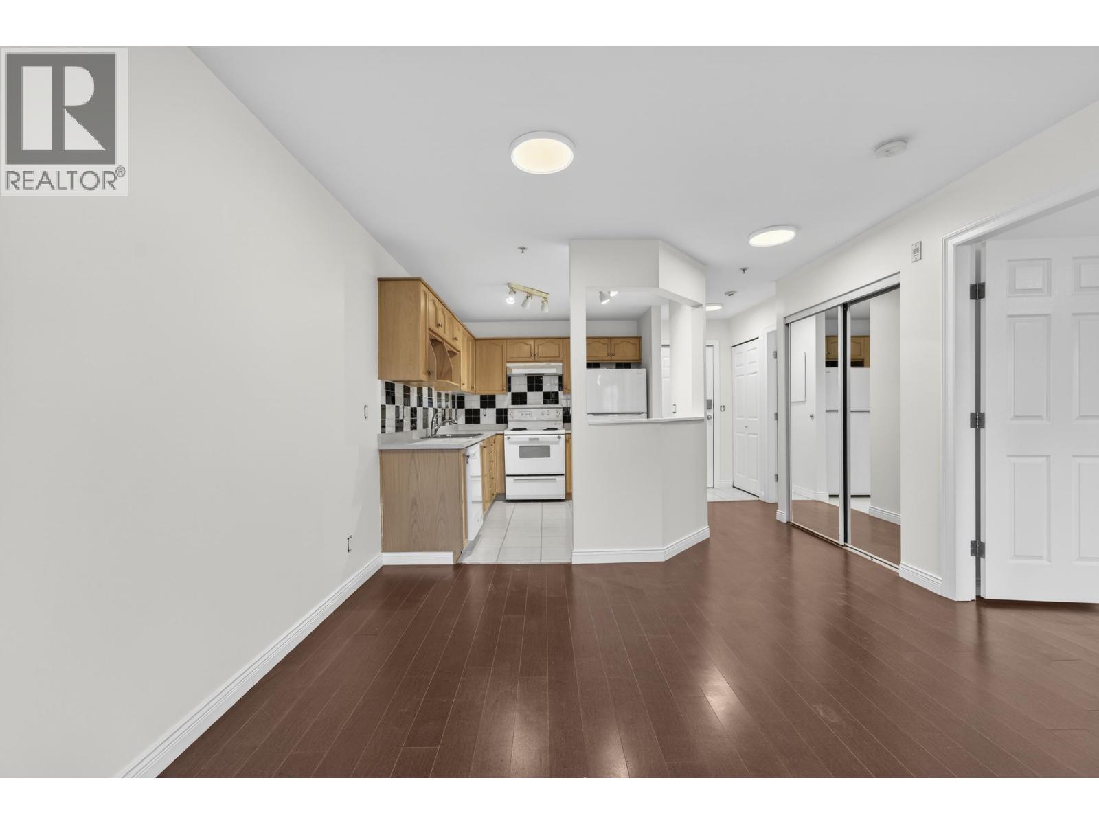 405 2615 JANE STREET, Port Coquitlam