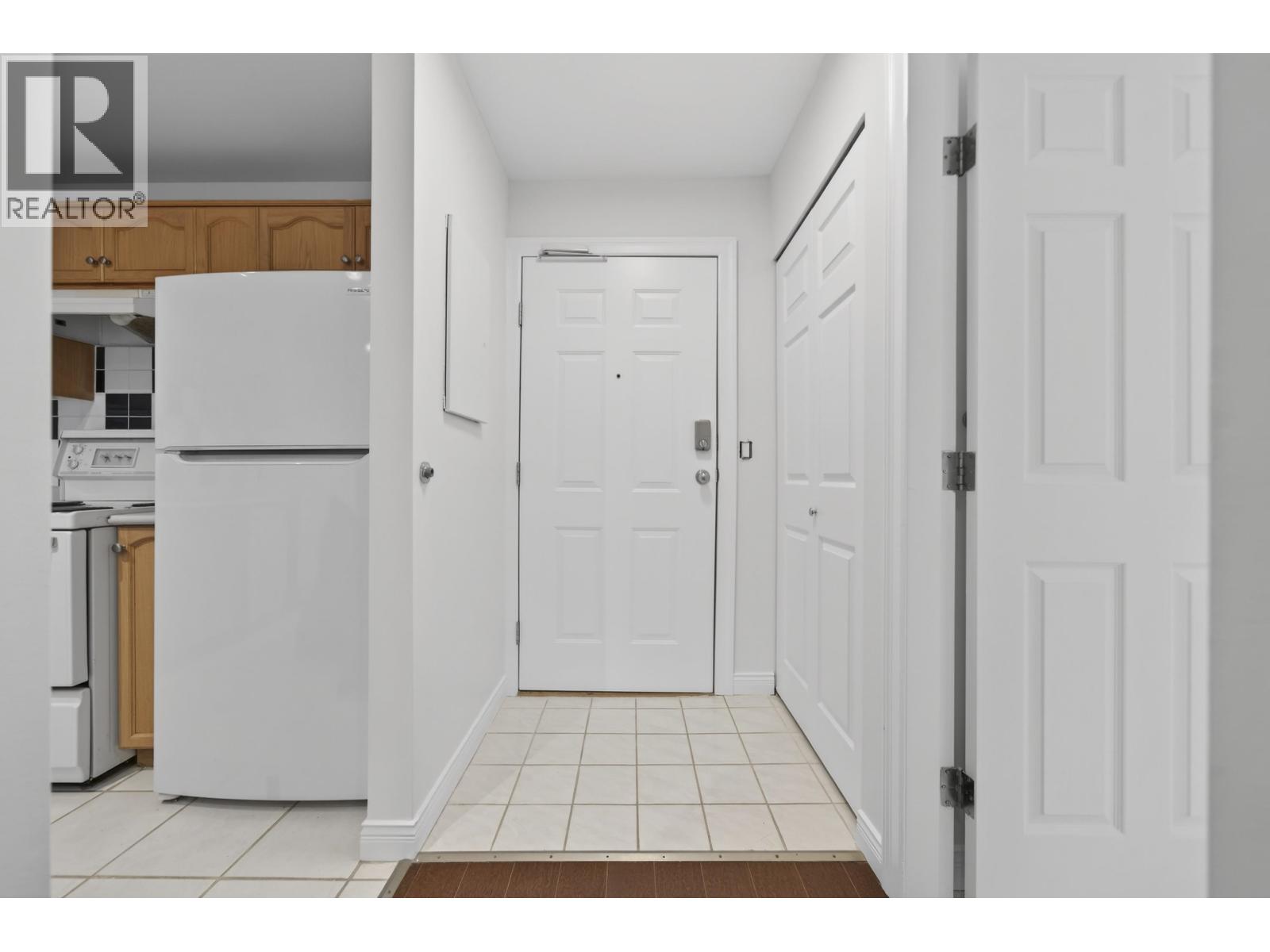 405 2615 JANE STREET, Port Coquitlam