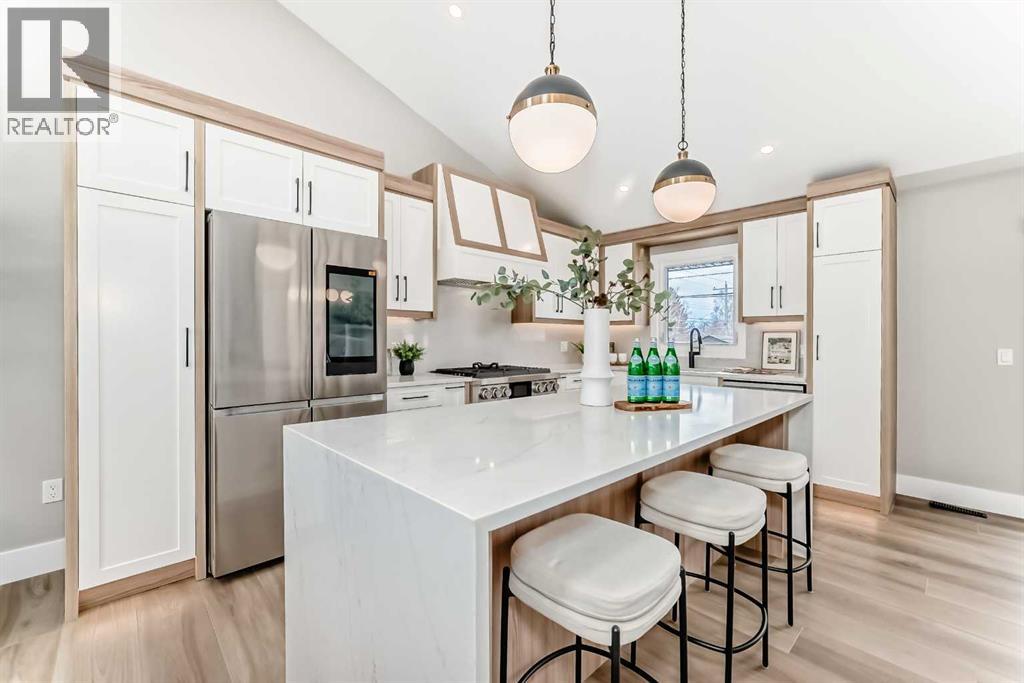 Single Family House Bi-level for Sale in  Lake Sundance Place SE Lake Bonavista Calgary 