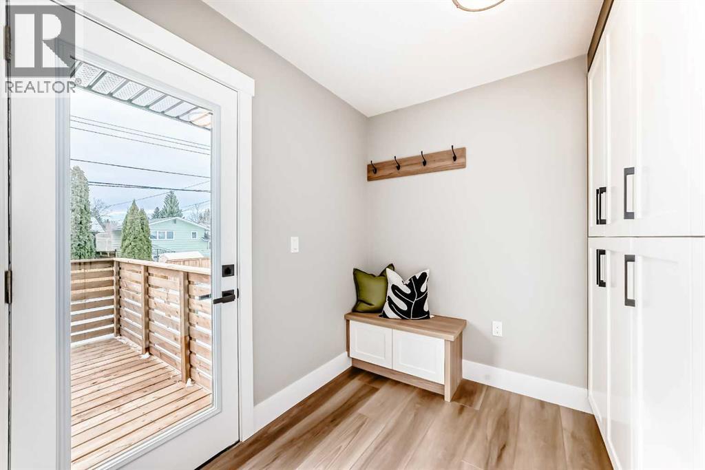 Single Family House Bi-level for Sale in  Lake Sundance Place SE Lake Bonavista Calgary 