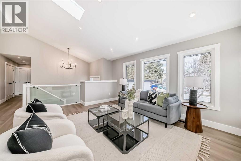 Single Family House Bi-level for Sale in  Lake Sundance Place SE Lake Bonavista Calgary 