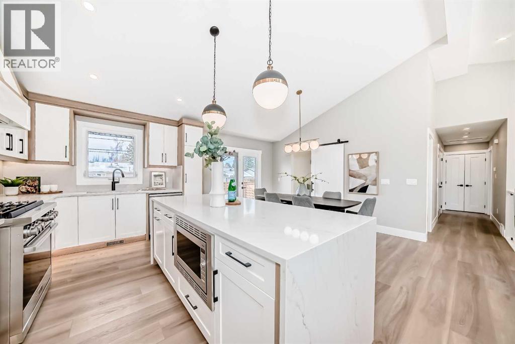 Single Family House Bi-level for Sale in  Lake Sundance Place SE Lake Bonavista Calgary 