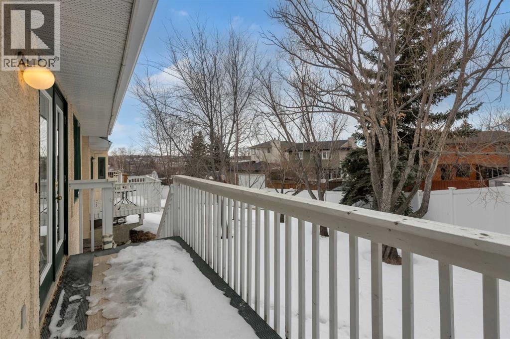 Single Family House for Sale in   Sandstone Drive NW Sandstone Valley Calgary 