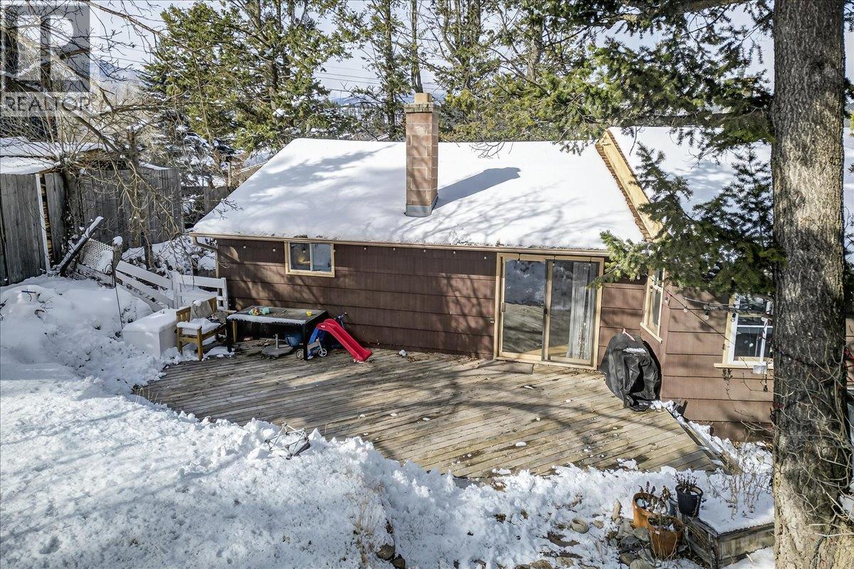 101 11TH Avenue, Invermere