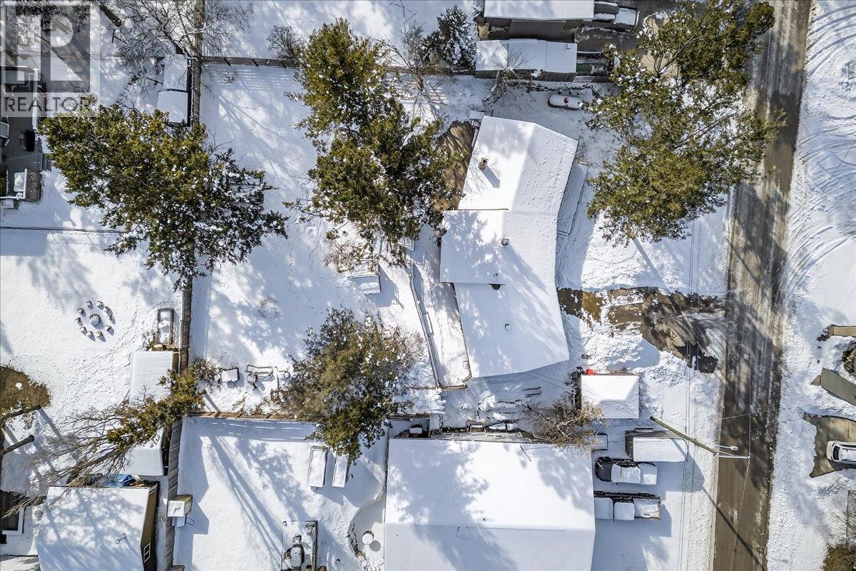 101 11TH Avenue, Invermere