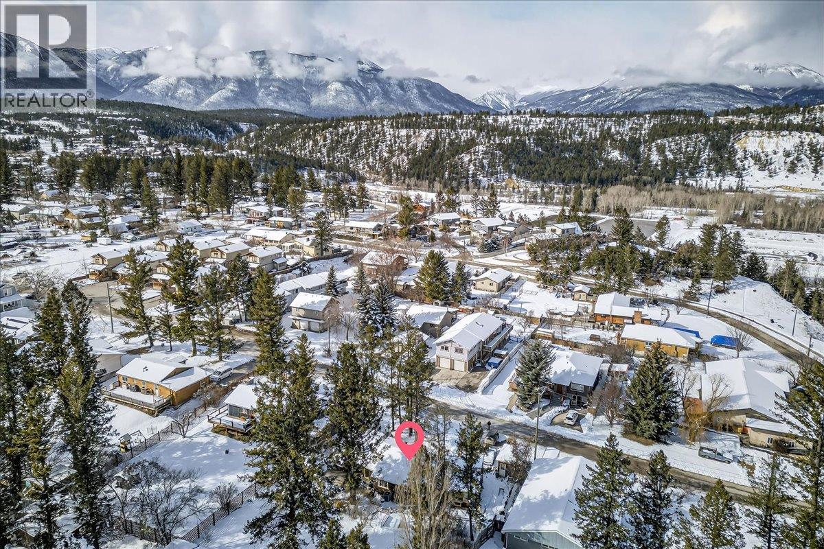 101 11TH Avenue, Invermere