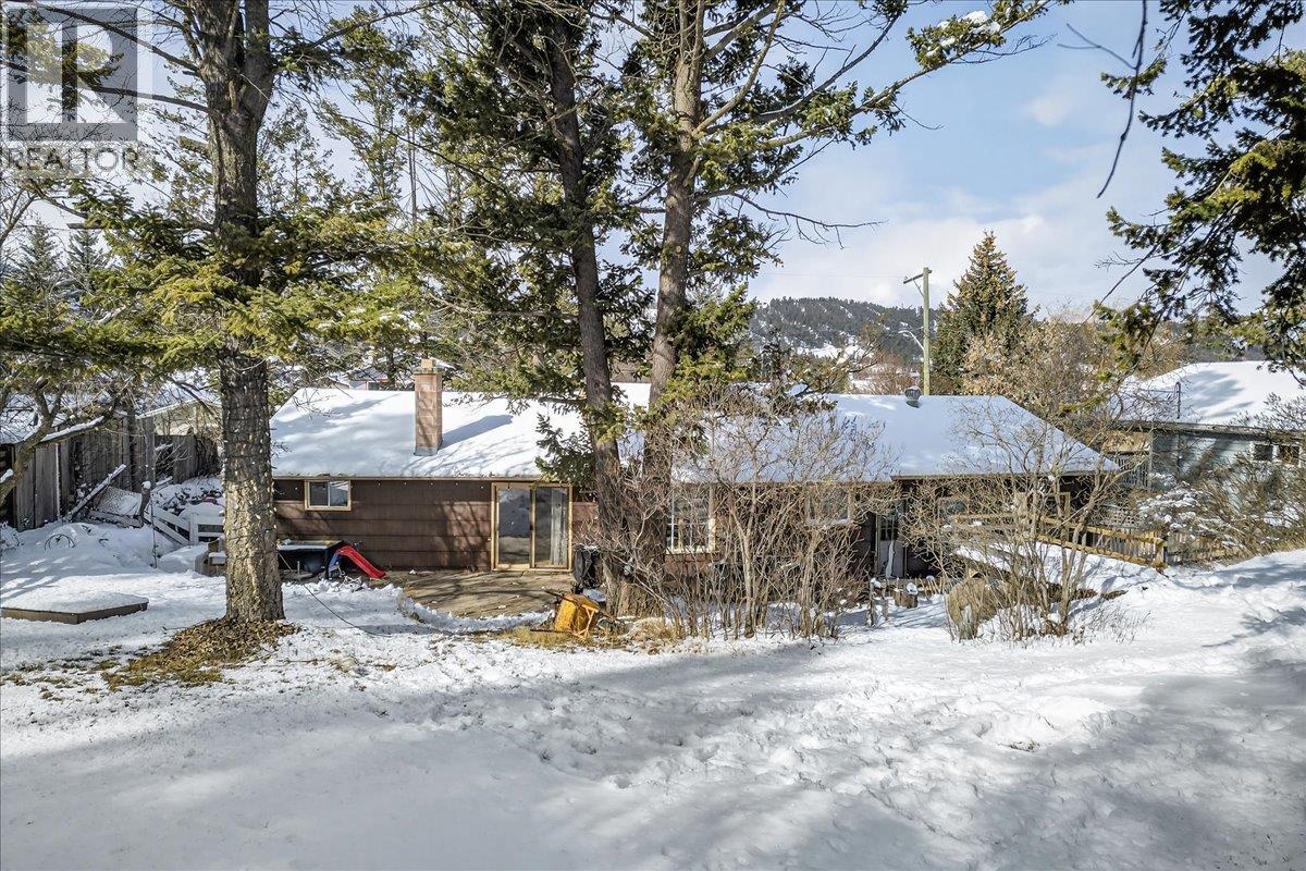 101 11TH Avenue, Invermere