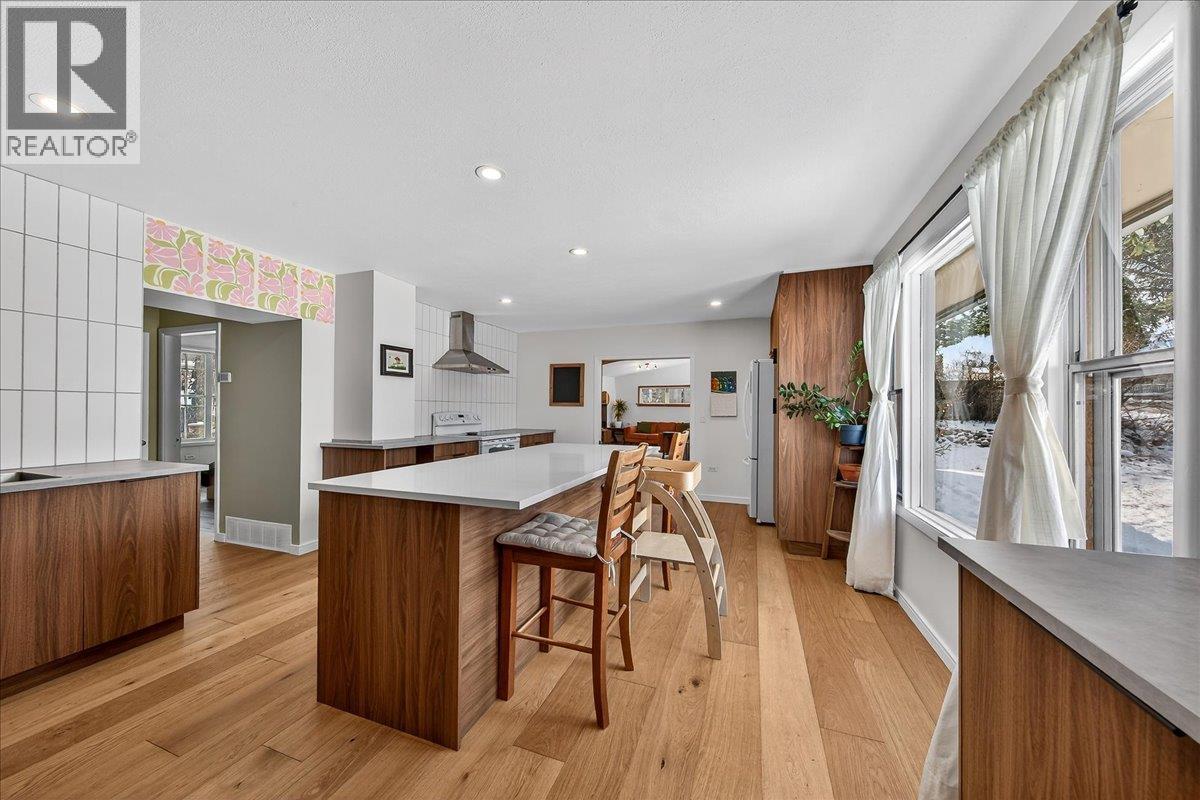 101 11TH Avenue, Invermere