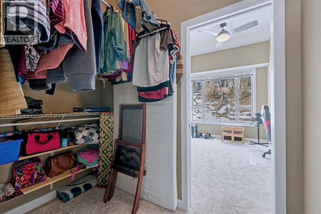 Single Family House for Sale in    Street NE Highland Park Calgary 