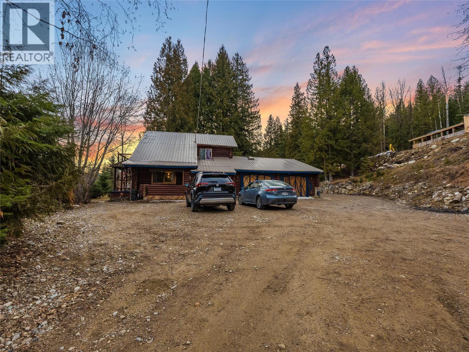 4229 CASINO Road, Trail