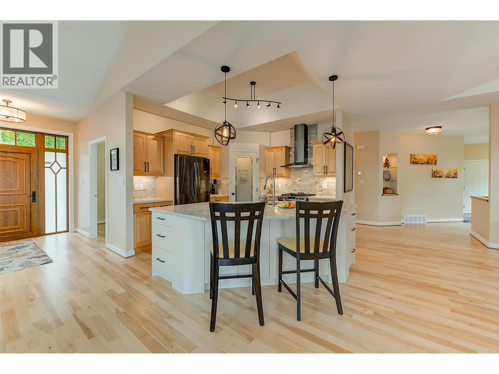 174 Jewell Place, Summerland