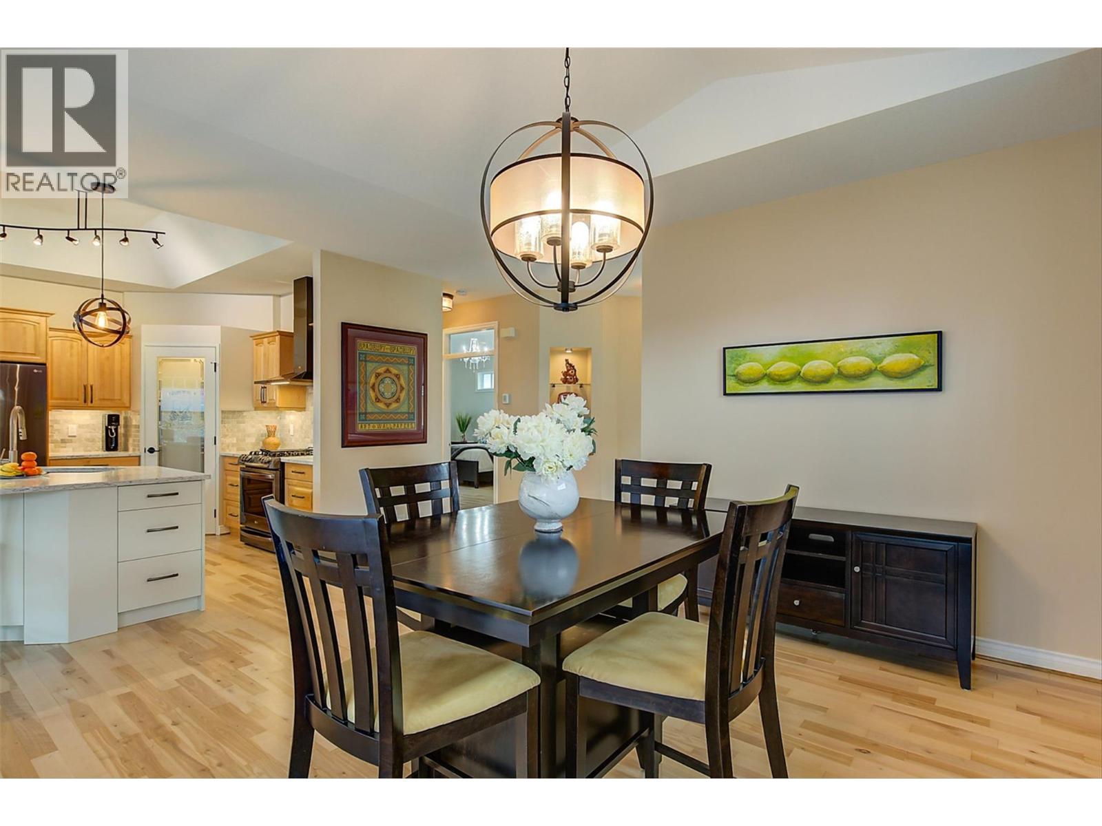 174 Jewell Place, Summerland