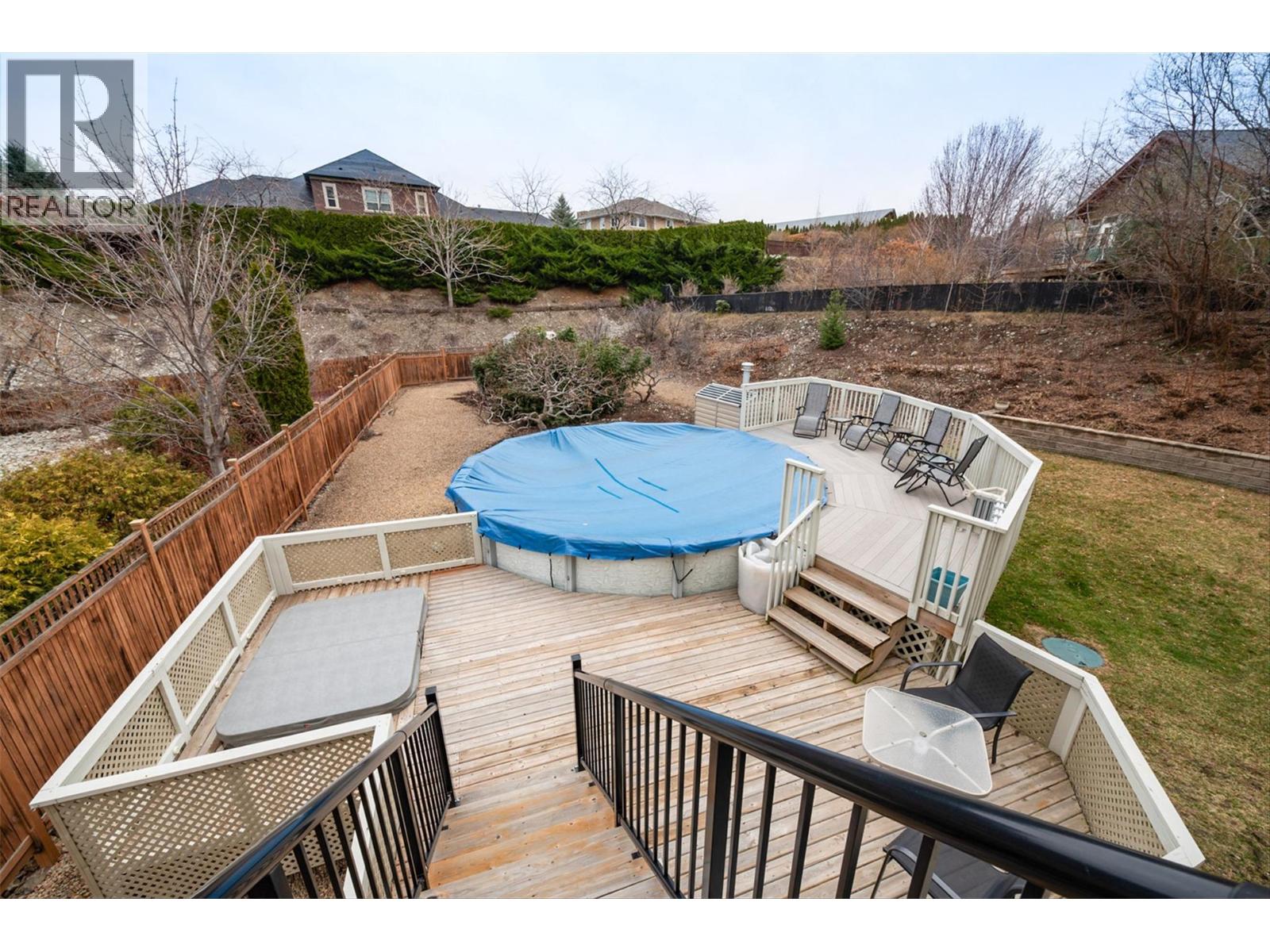 174 Jewell Place, Summerland