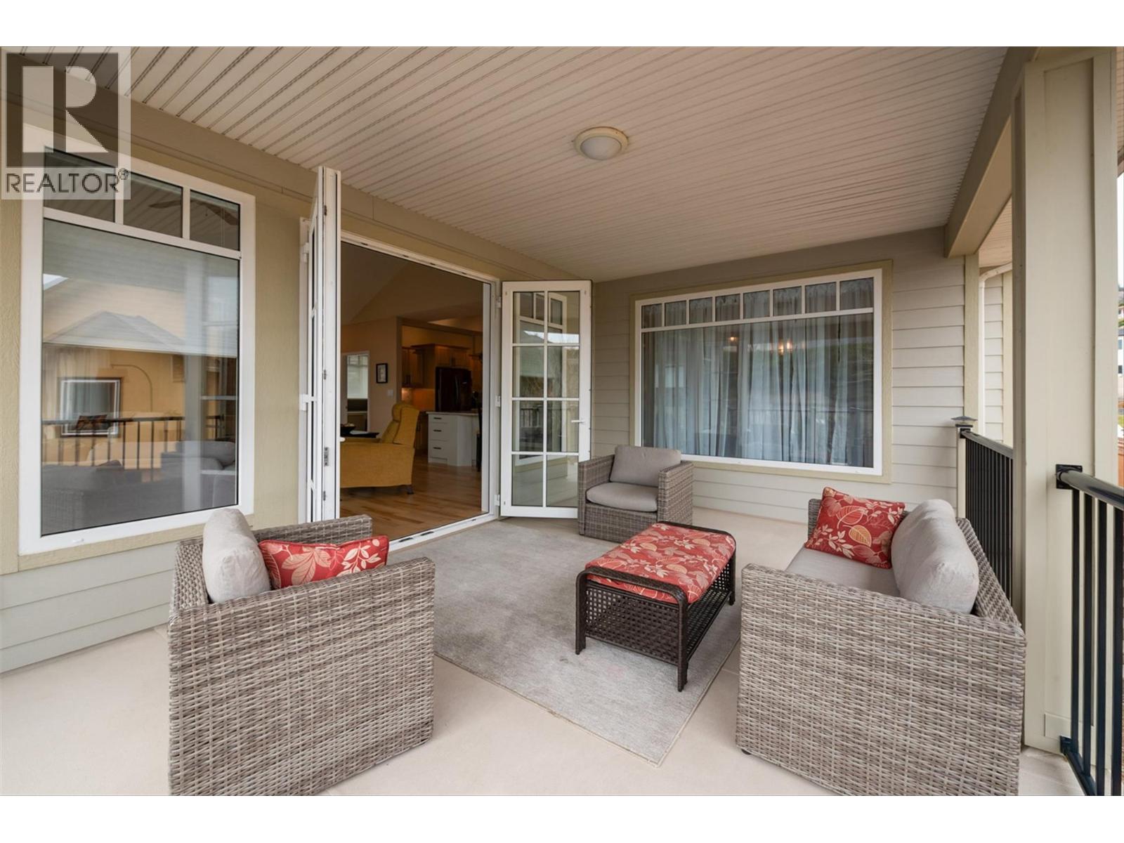 174 Jewell Place, Summerland