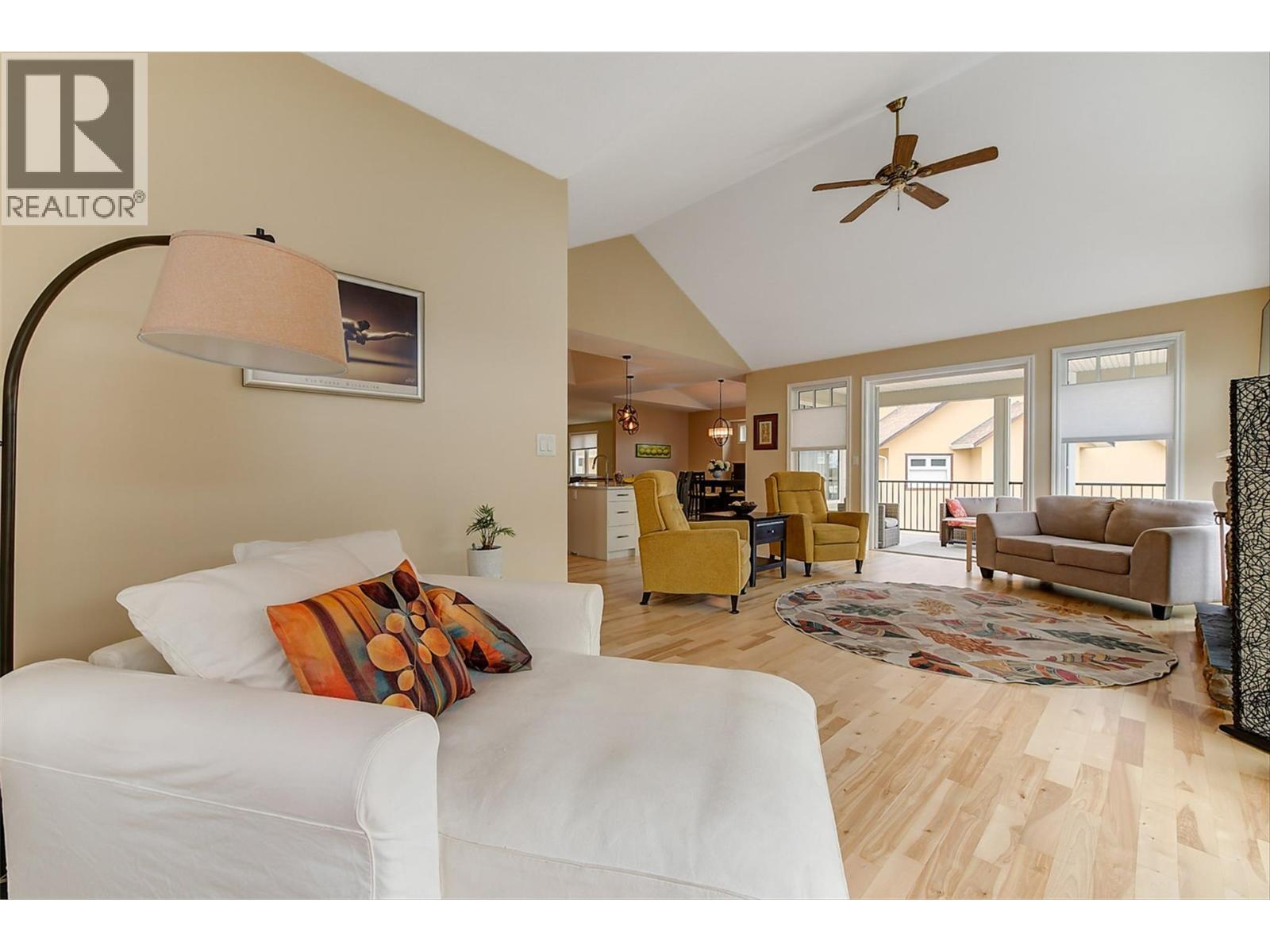 174 Jewell Place, Summerland