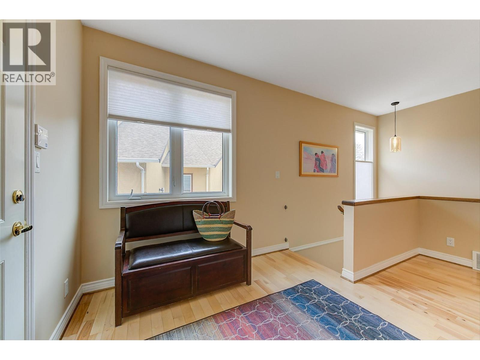 174 Jewell Place, Summerland