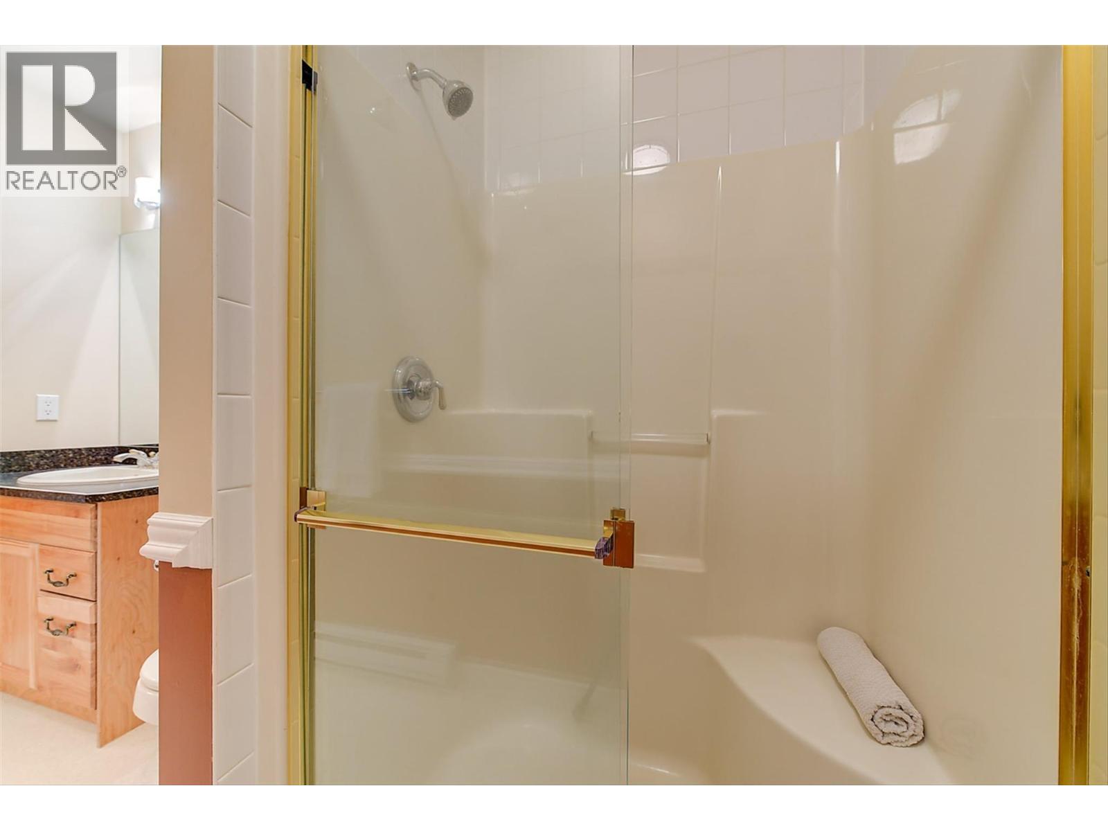 174 Jewell Place, Summerland