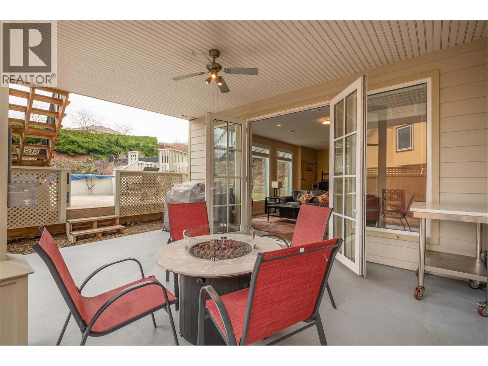 174 Jewell Place, Summerland