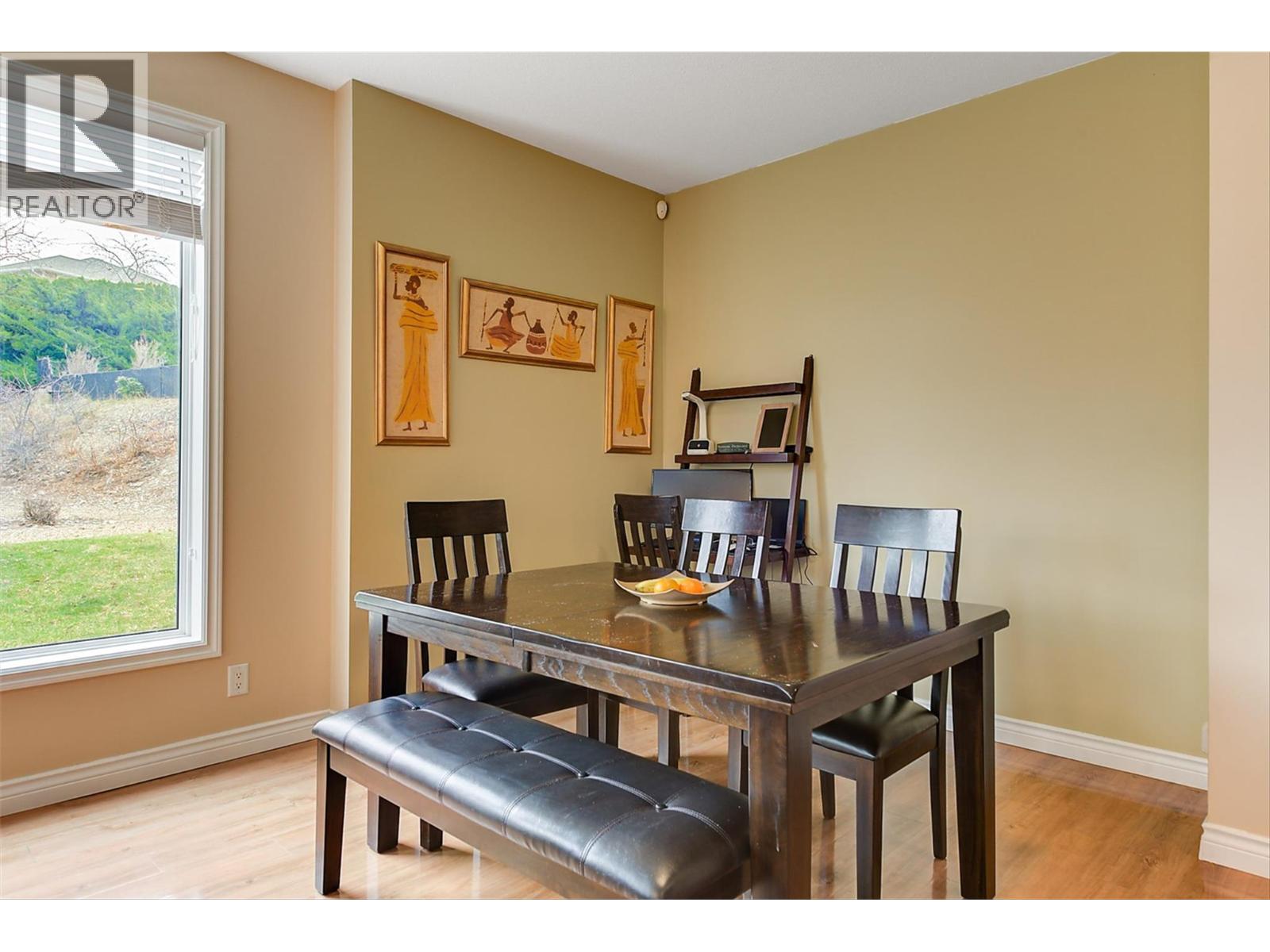 174 Jewell Place, Summerland