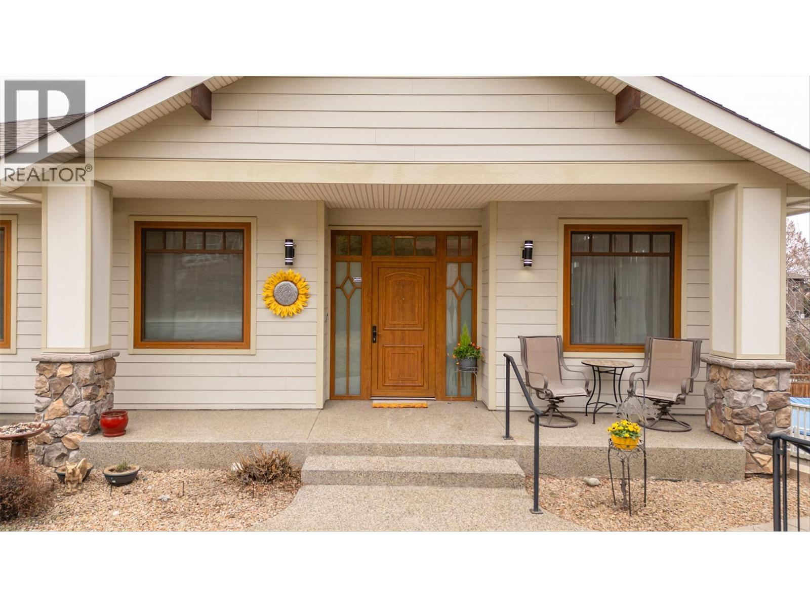 174 Jewell Place, Summerland