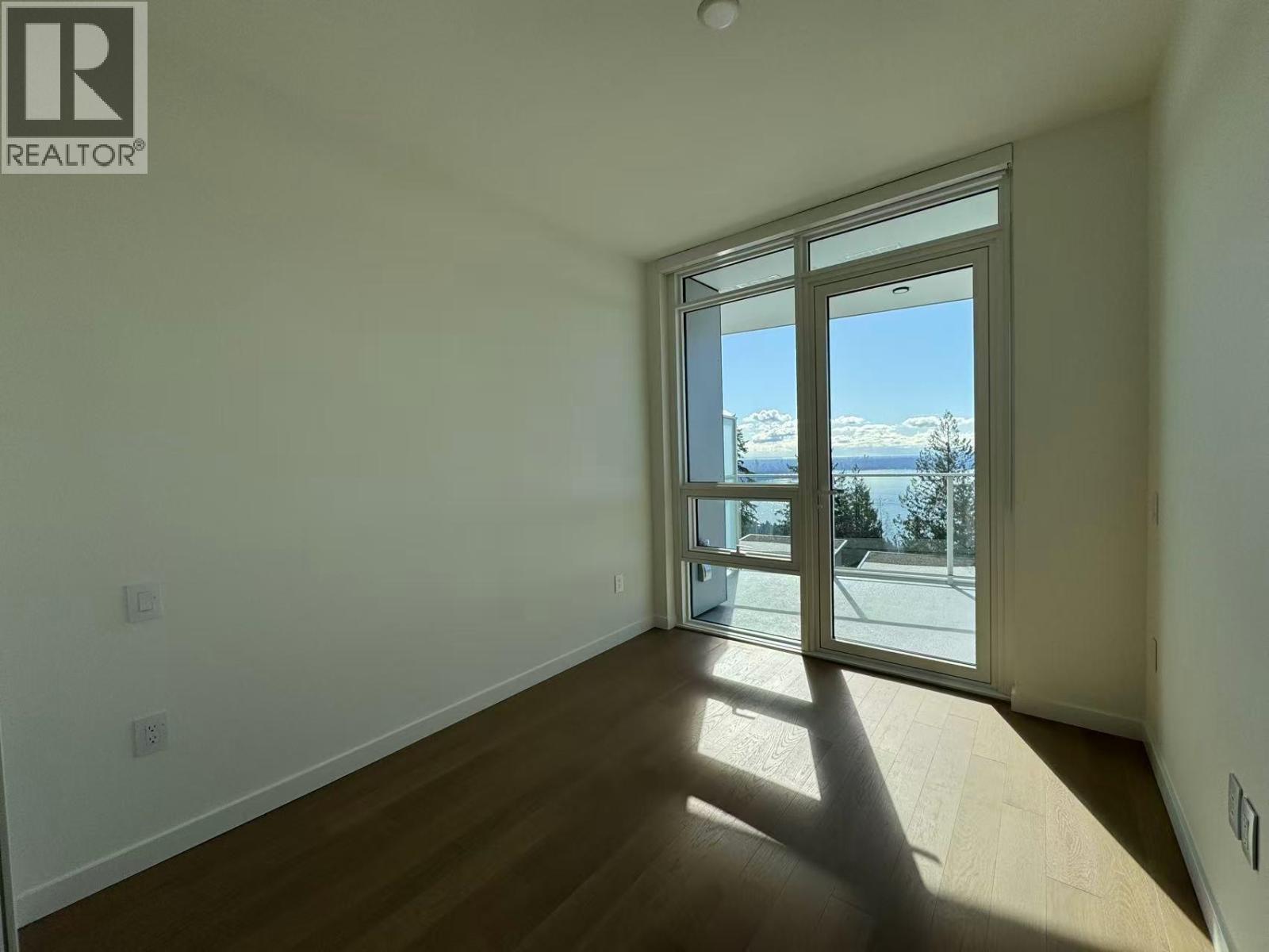 611-611A 3963 UPLANDS WAY, West Vancouver