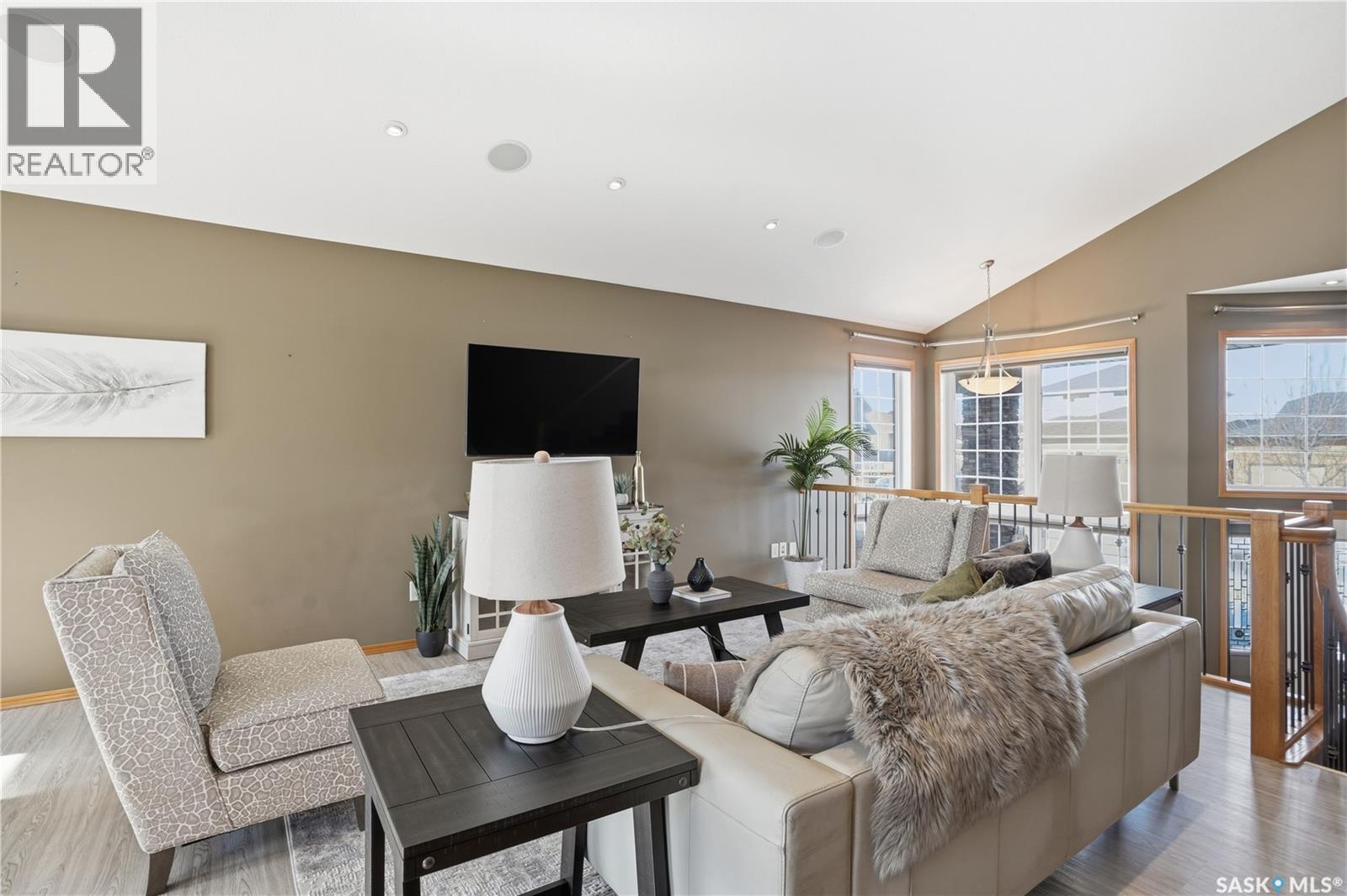 Single Family House Bi-level for Sale in  SUNNINGHILL CRESCENT Regina 