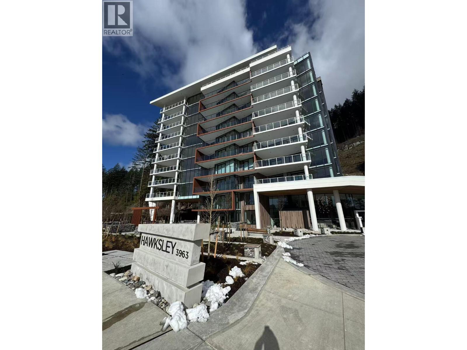 611-611A 3963 UPLANDS WAY, West Vancouver