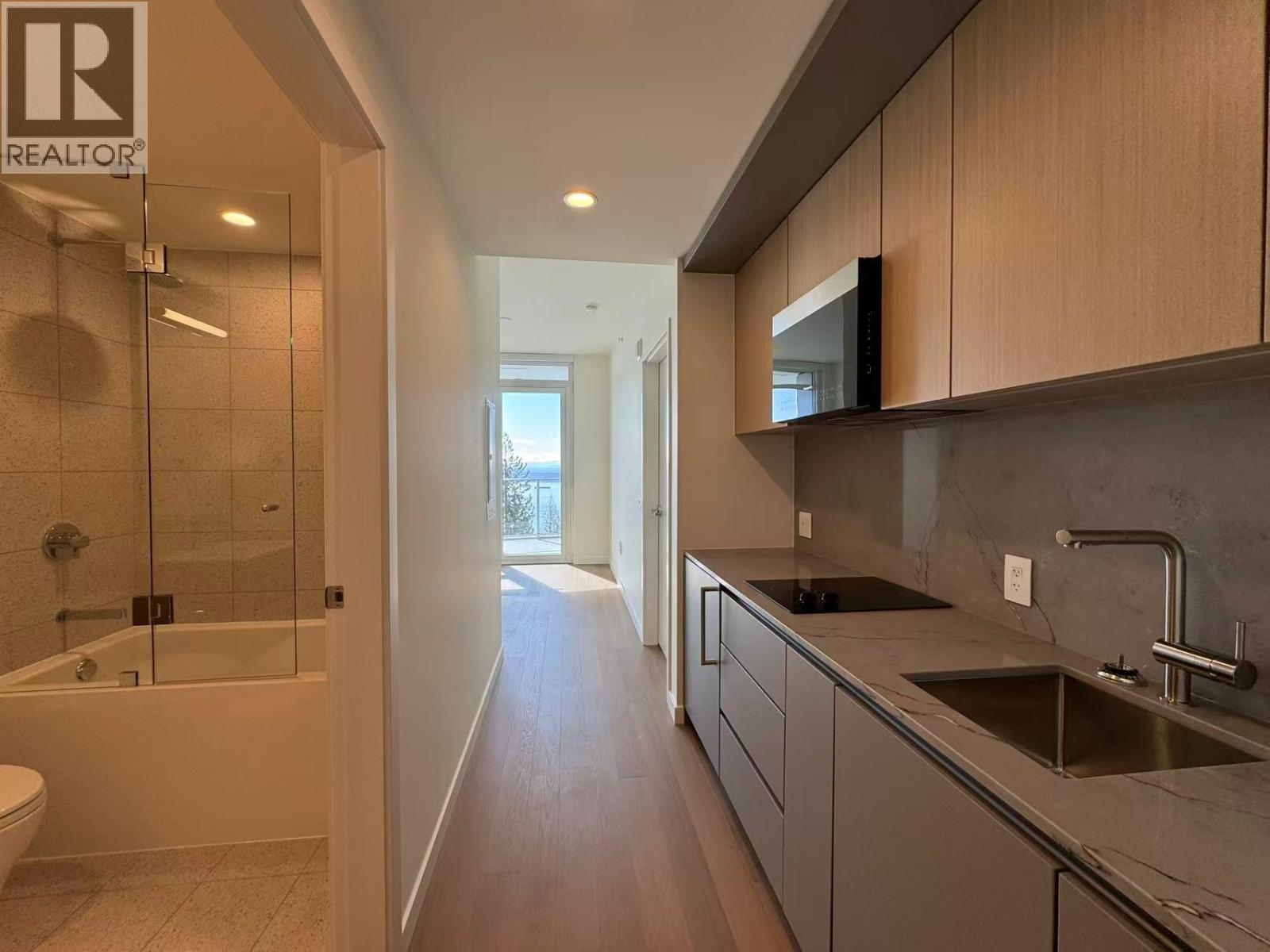 611-611A 3963 UPLANDS WAY, West Vancouver