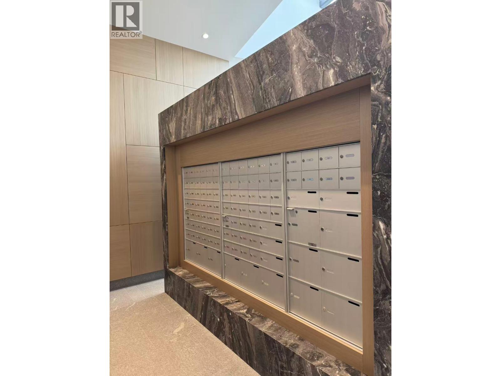 611-611A 3963 UPLANDS WAY, West Vancouver