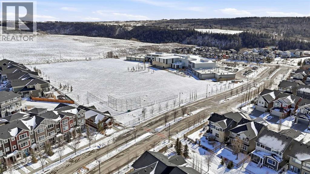 320 Sundown View, Cochrane