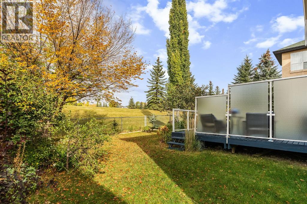 Single Family House for Sale in  Simcoe Close SW Signal Hill Calgary 