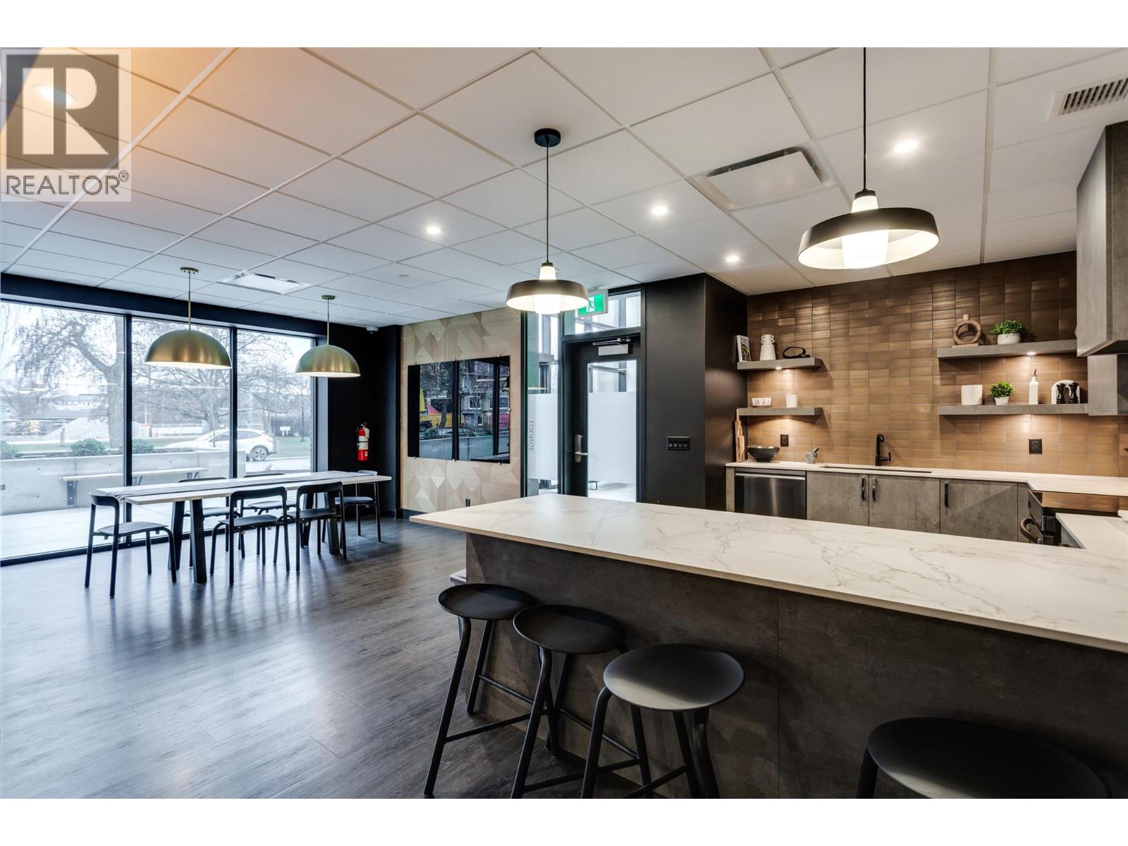 307 1274 Devonshire Avenue, Kelowna