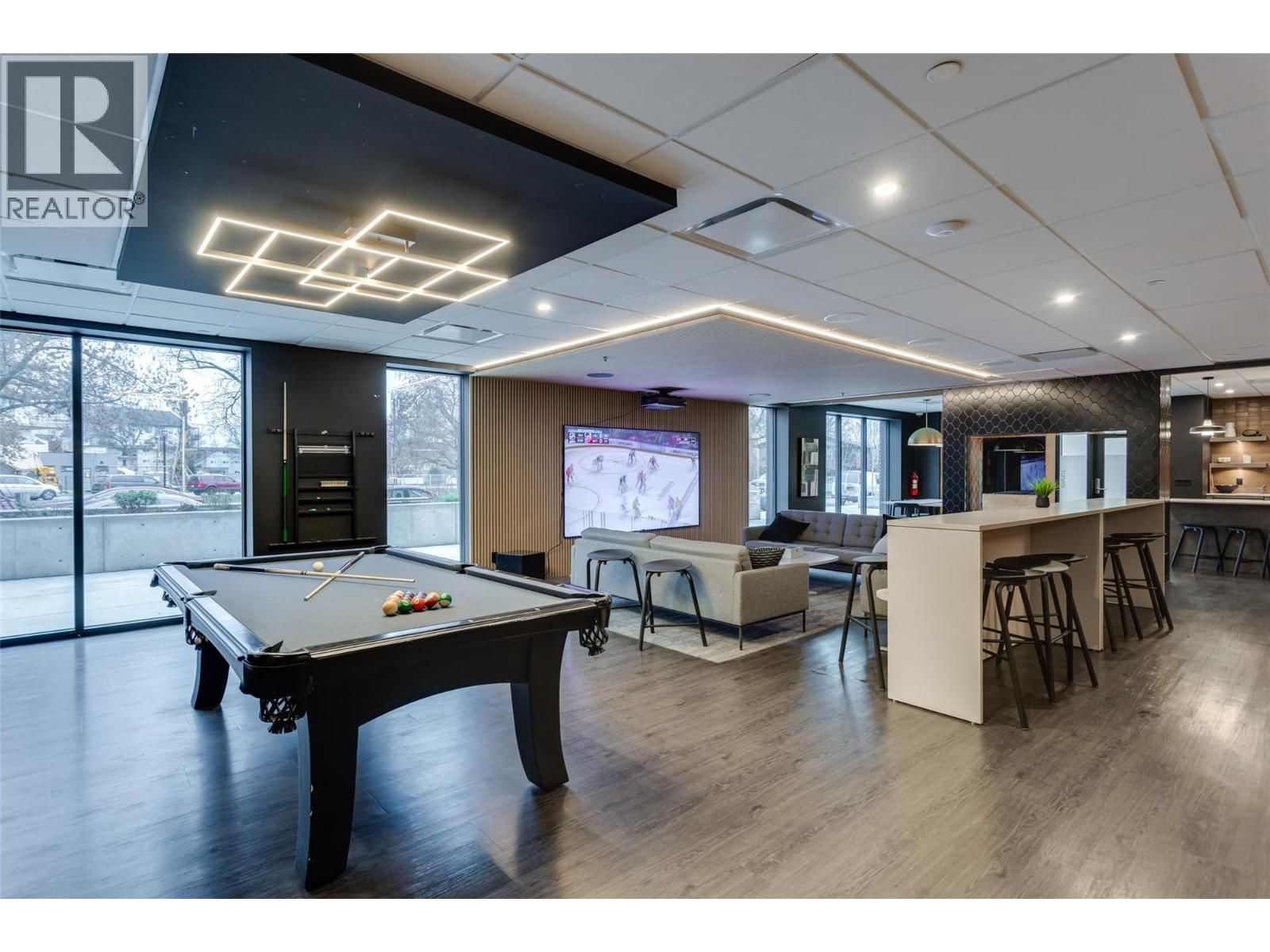 307 1274 Devonshire Avenue, Kelowna