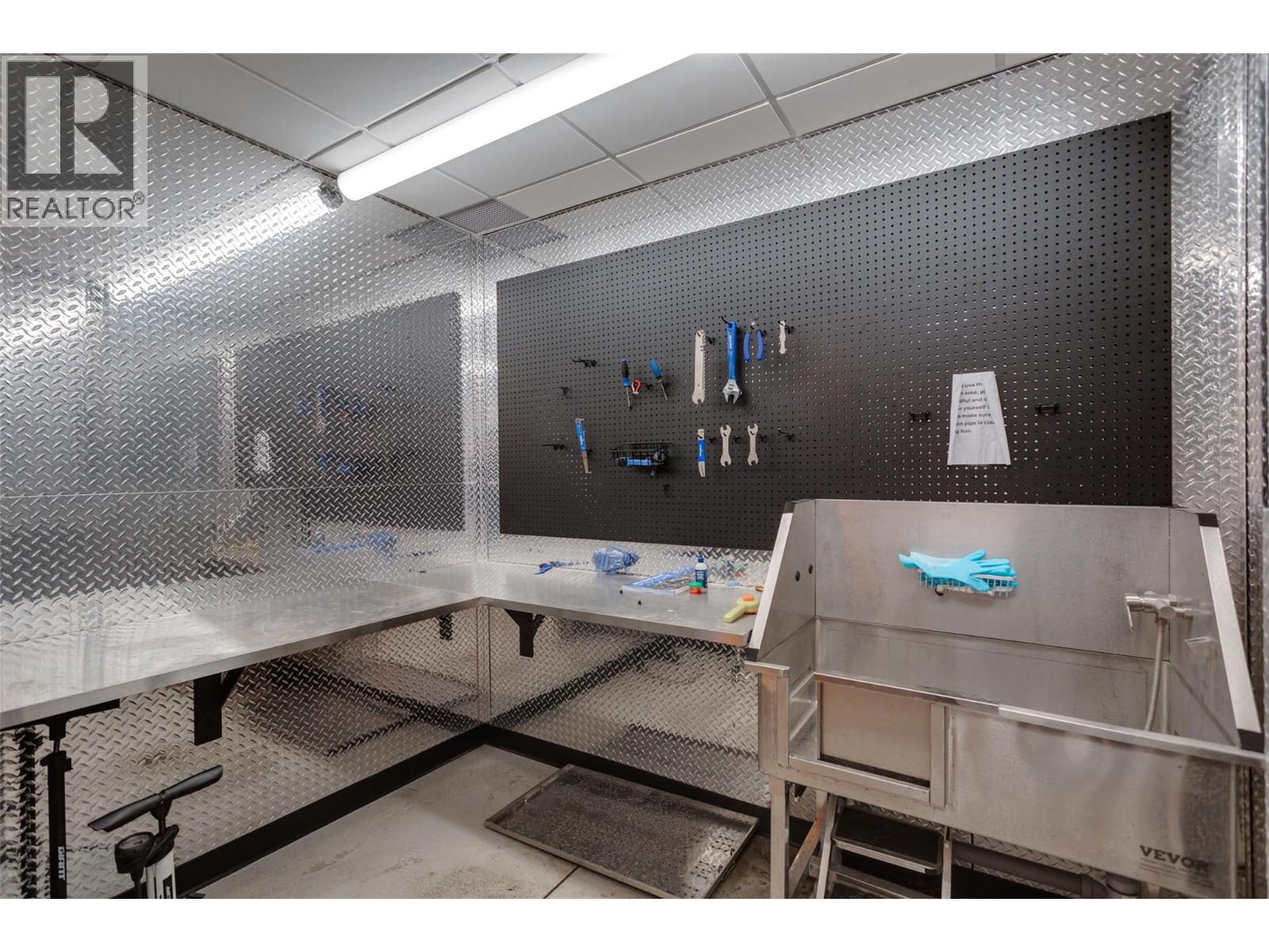 307 1274 Devonshire Avenue, Kelowna