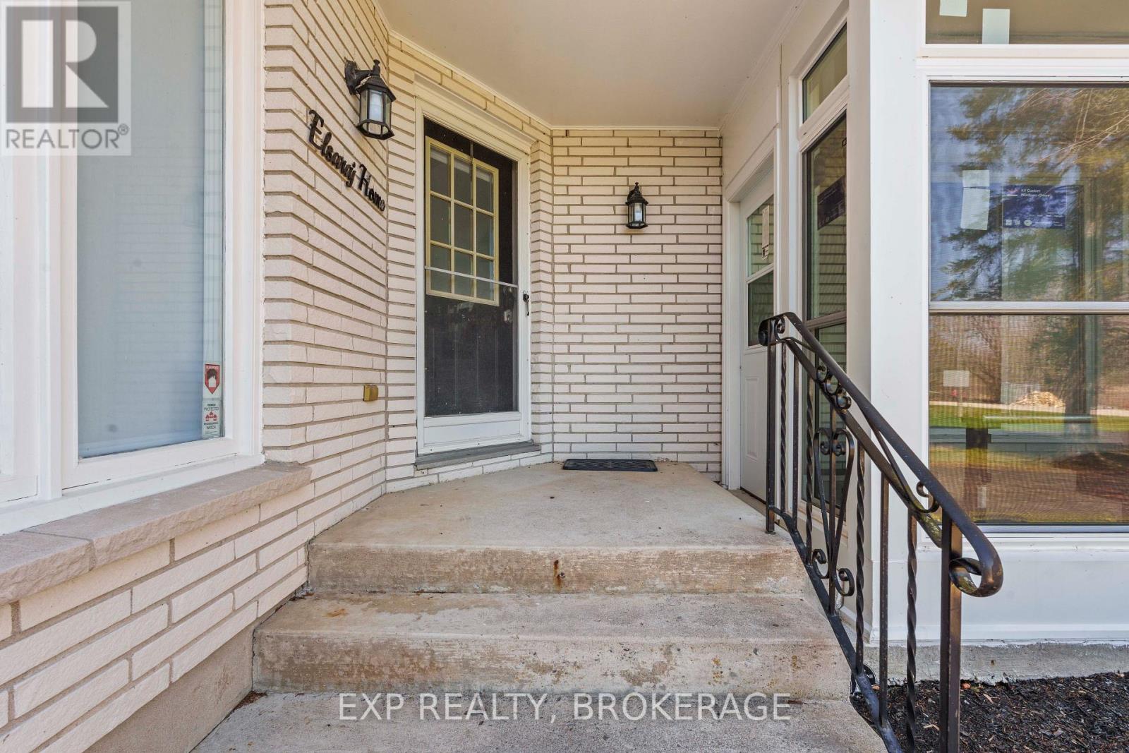 72 WILLOWBANK ROAD W - 3