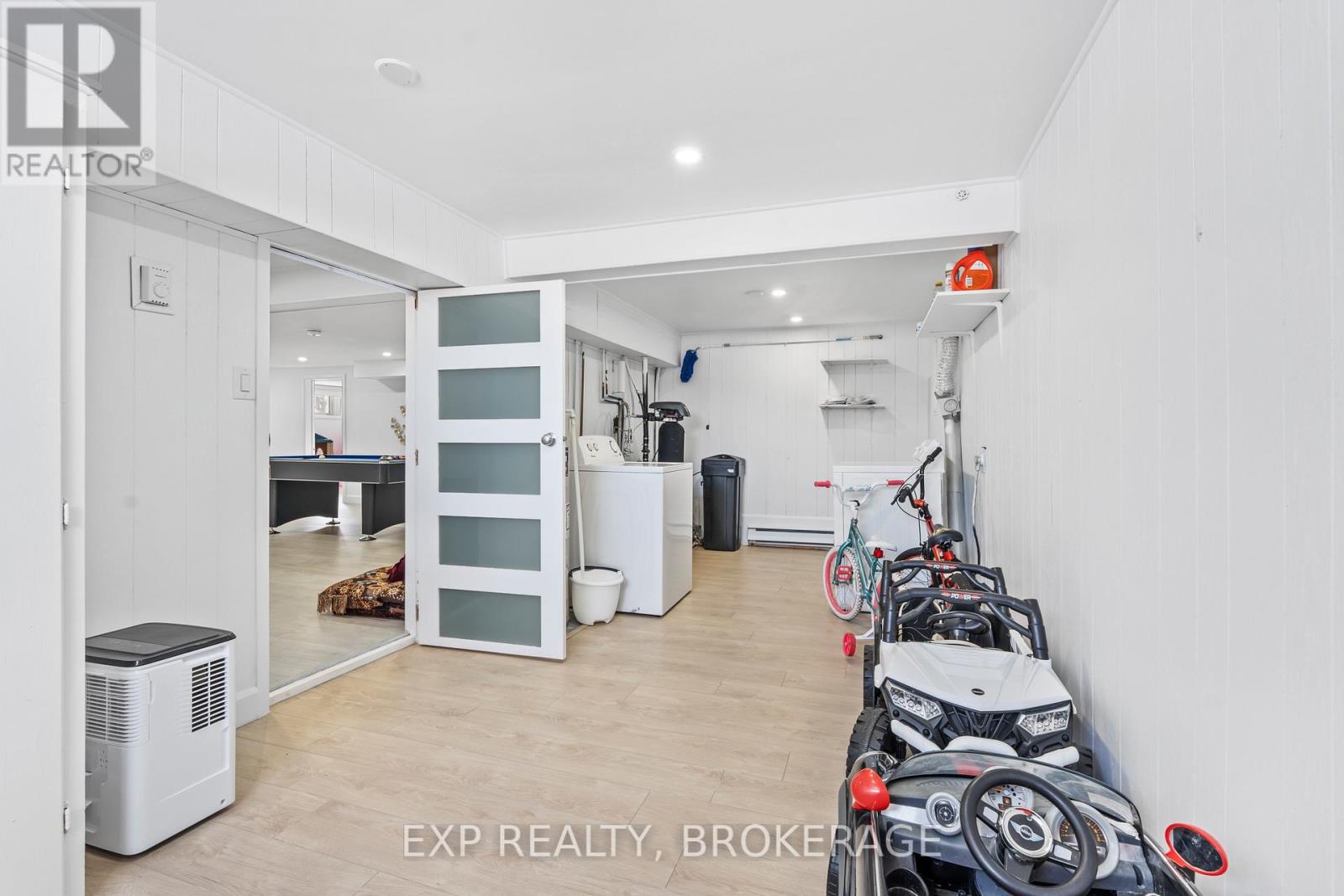 72 WILLOWBANK ROAD W - 34
