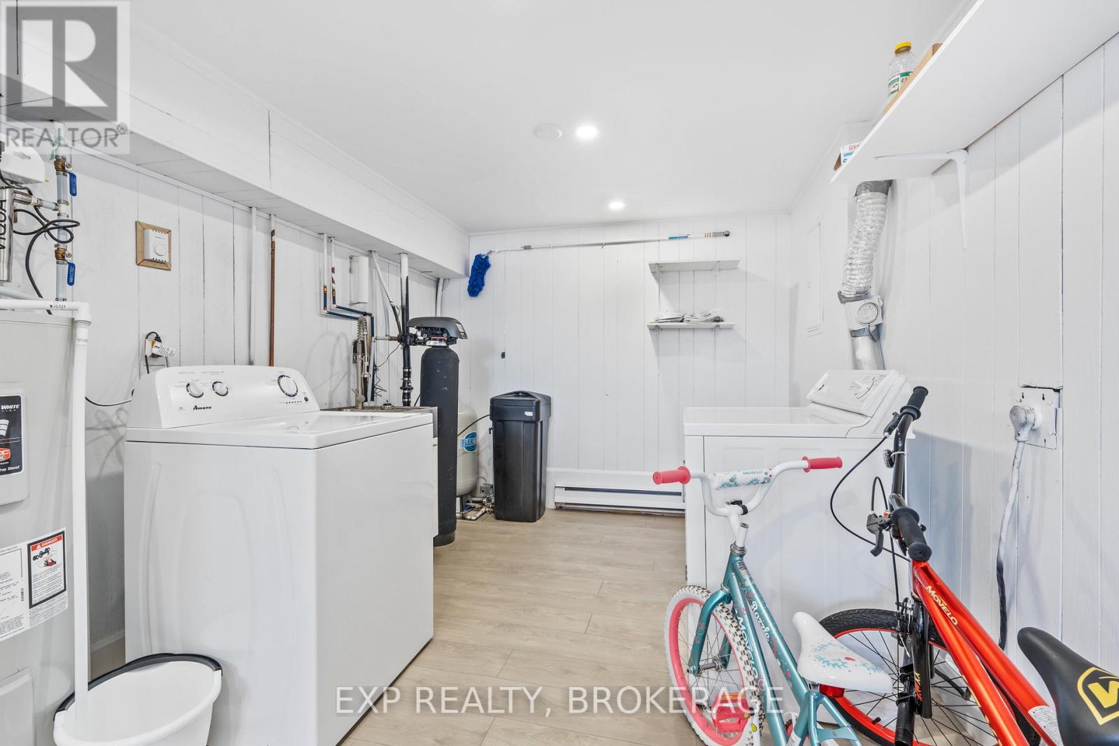 72 WILLOWBANK ROAD W - 35