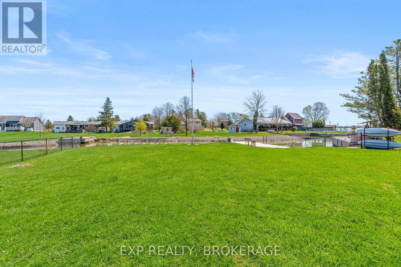72 WILLOWBANK ROAD W - 38