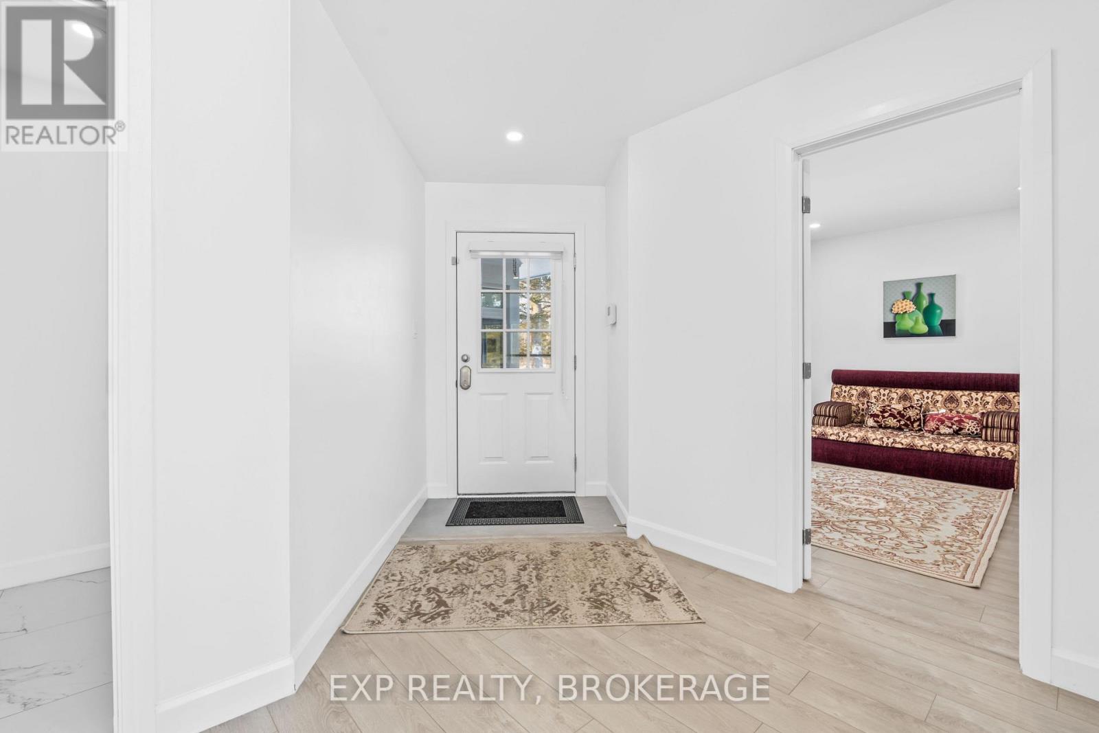 72 WILLOWBANK ROAD W - 4