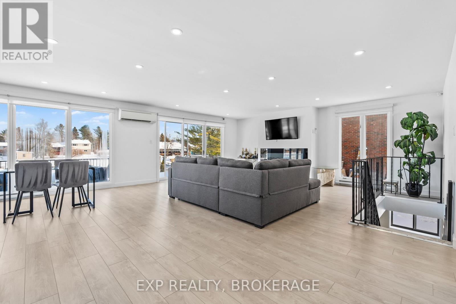 72 WILLOWBANK ROAD W - 5