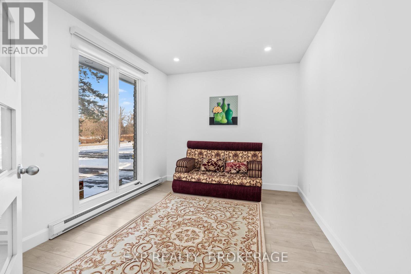 72 WILLOWBANK ROAD W - 6