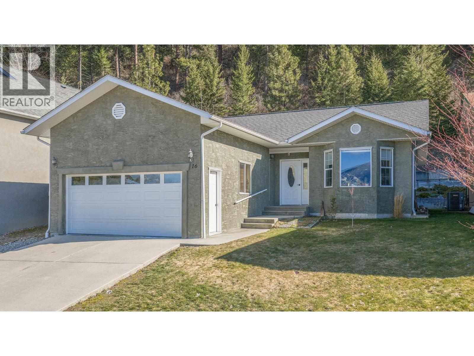 420 20TH Avenue N Unit# 16, Creston