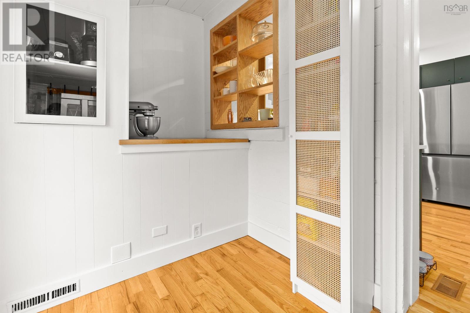 Property 20 of 38 of 5533 Stairs Place